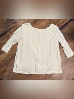GAP Cream Eyelet Short Sleeve Tee